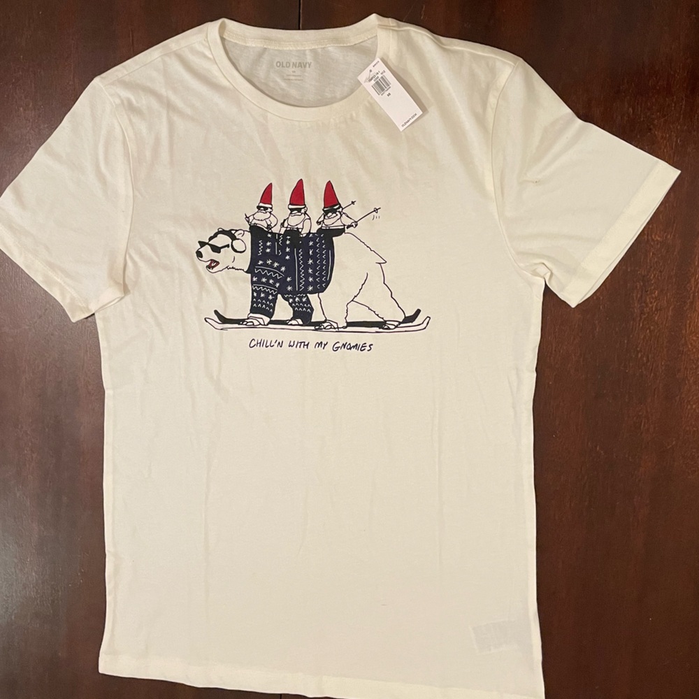 A white/cream tshirt
